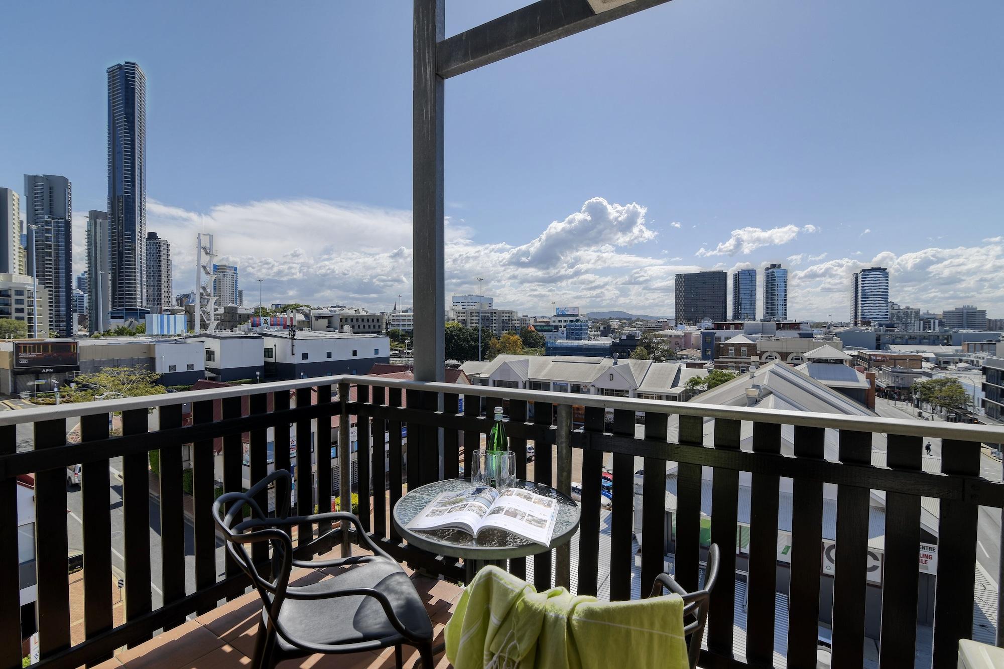Central Brunswick Apartment Hotel Brisbane Exteriör bild