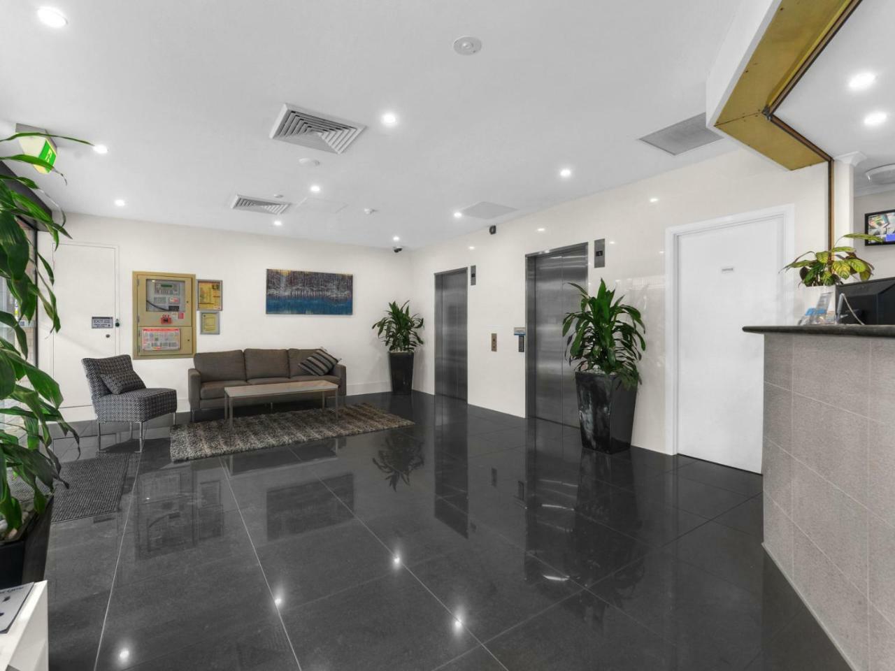 Central Brunswick Apartment Hotel Brisbane Exteriör bild